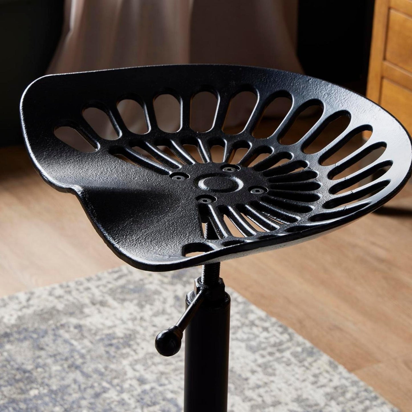 Adjustable Tractor Seat - Havenheim Furniture