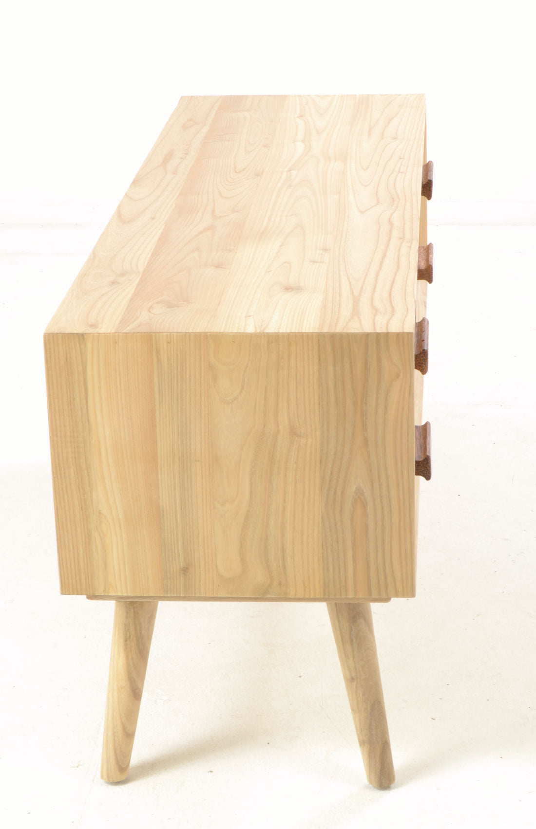 Shoreditch Media Unit Sungkai Wood SH21