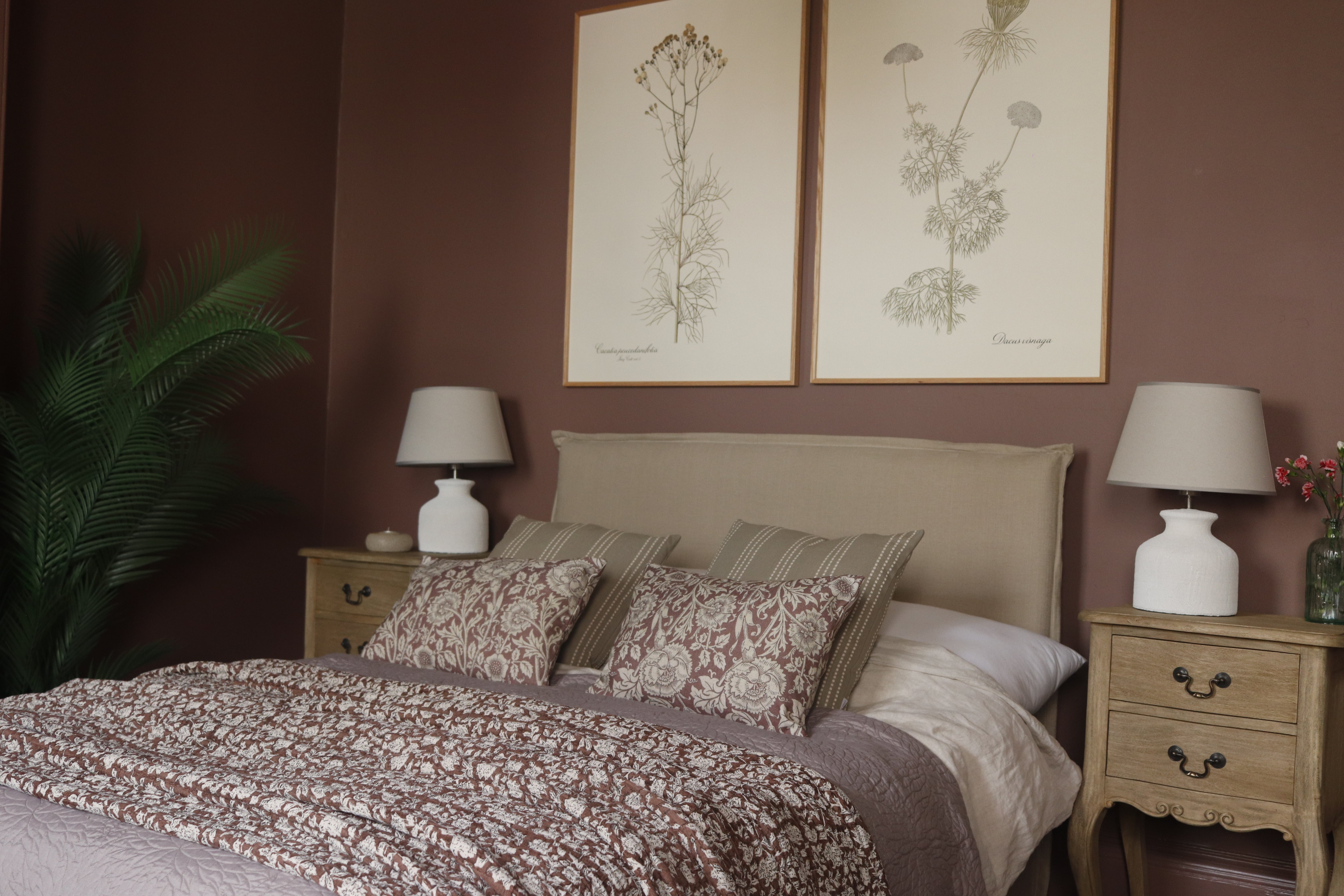 Vintage Side Table with 2 Drawers Mahogany VIN127