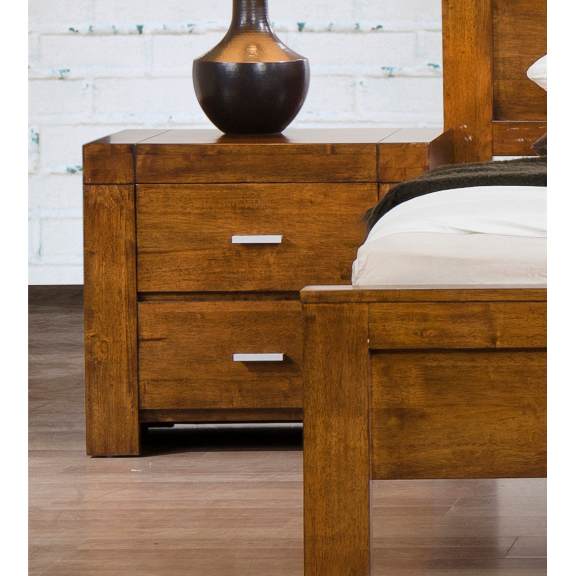 California Nightstand 2 Drawer Solid Hardwood Rustic Oak CALINIG - Havenheim Furniture