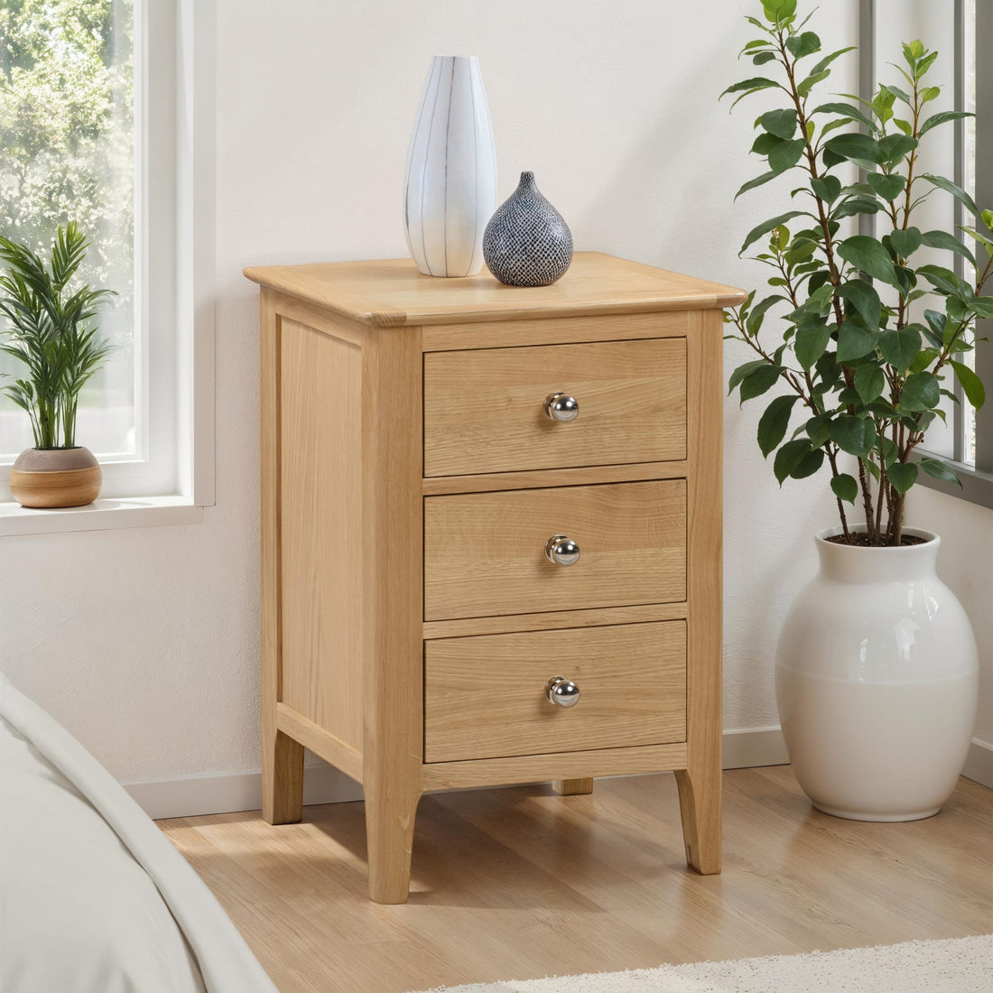 Cotswold 3 Drawer Bedside Solid Oak & Oak Veneers COT101 - Havenheim Furniture